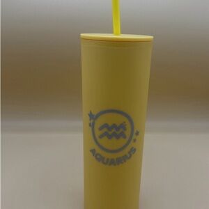 AQUARIUS TUMBLER W/STRAW MODERN EXPRESSIONS 22FL OZ YELLOW NWT